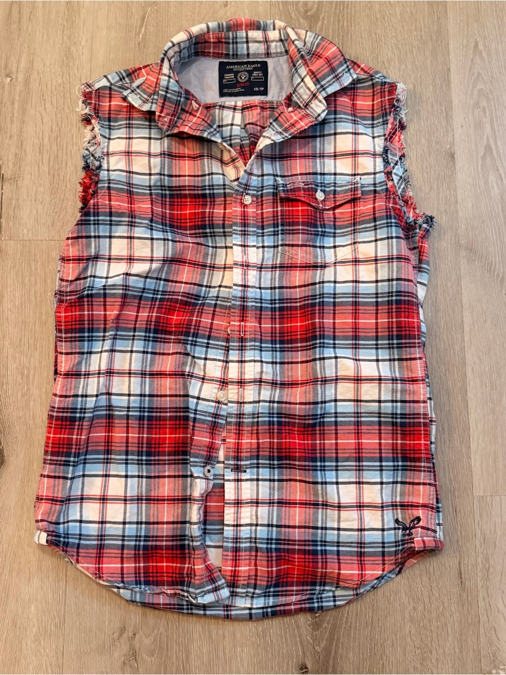 Vintage 2013 American Eagle Distressed Plaid Sleeveless Button Down - XS/TP